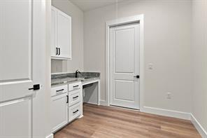 108 E 6th Street - Photo 20