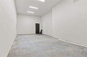 108 E 6th Street - Photo 24
