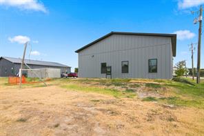108 E 6th Street - Photo 30