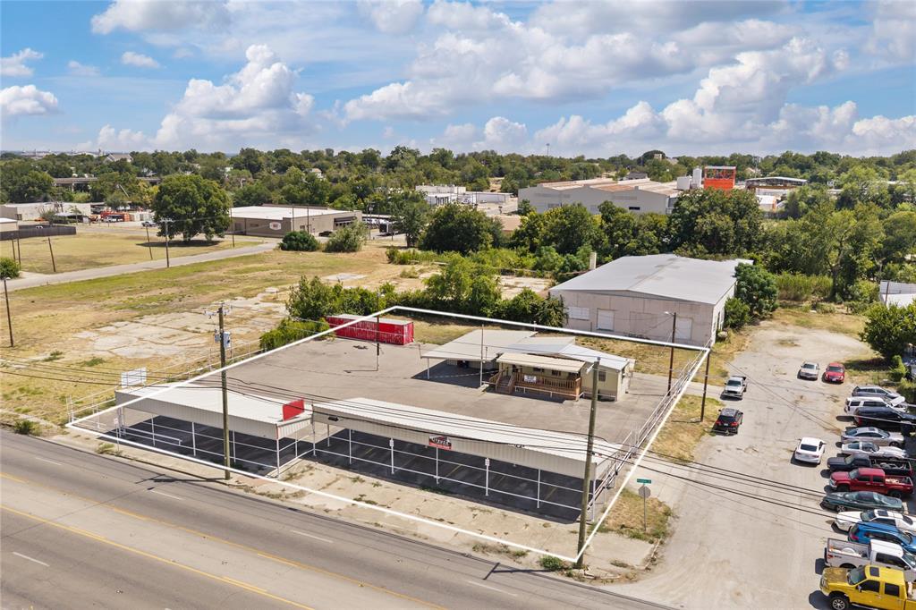 2020 Franklin Avenue - Photo 2