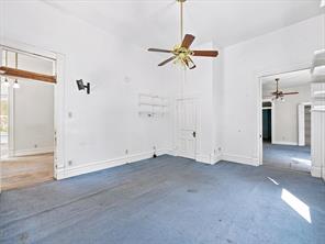 504 W Knox Street - Photo 13