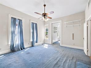 504 W Knox Street - Photo 19