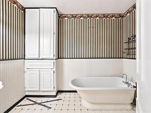 504 W Knox Street - Photo 22