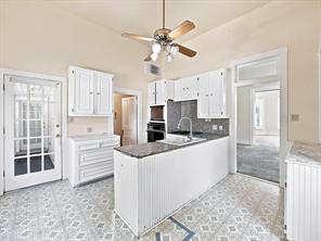 504 W Knox Street - Photo 25