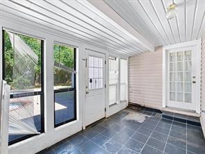 504 W Knox Street - Photo 29