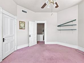 504 W Knox Street - Photo 35