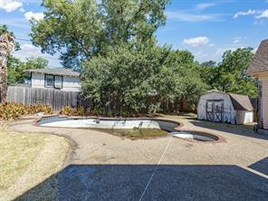 504 W Knox Street - Photo 36
