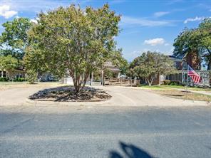 504 W Knox Street - Photo 39