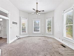 504 W Knox Street - Photo 6