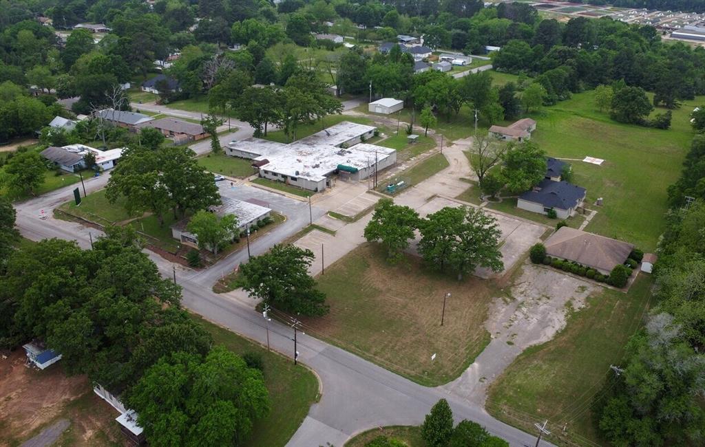 707 N Waldrip Street - Photo 3