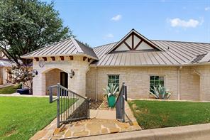2230 Bush Drive - Photo 19