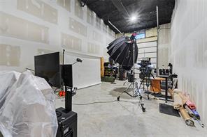 13021 Harmon Road - Photo 8