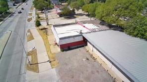 4606 Botham Jean Boulevard - Photo 3