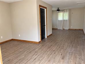 530 E US Highway 69 - Photo 15
