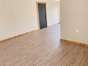 530 E US Highway 69 - Photo 17
