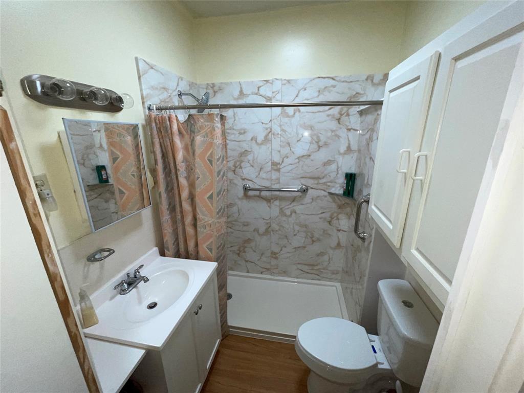 13822 Fm4 - Photo 20
