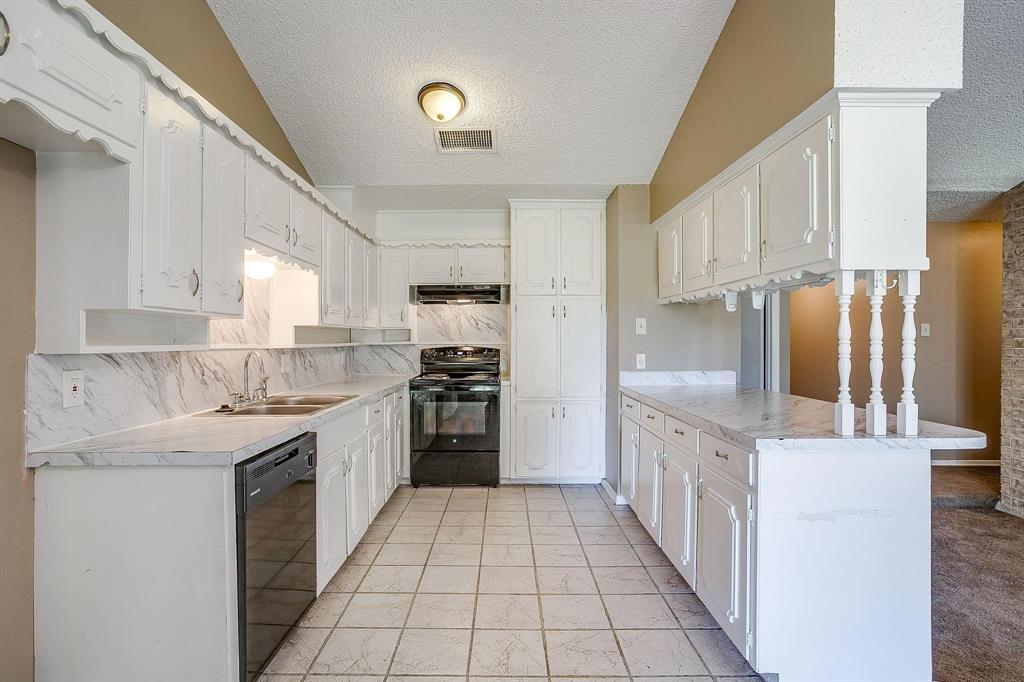1060 S Burleson Boulevard - Photo 25