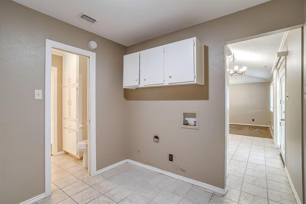 1060 S Burleson Boulevard - Photo 27