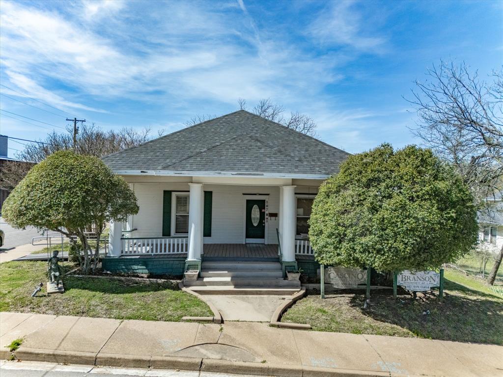 107 N Alamo Street - Photo 3