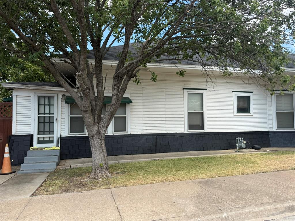 107 N Alamo Street - Photo 37