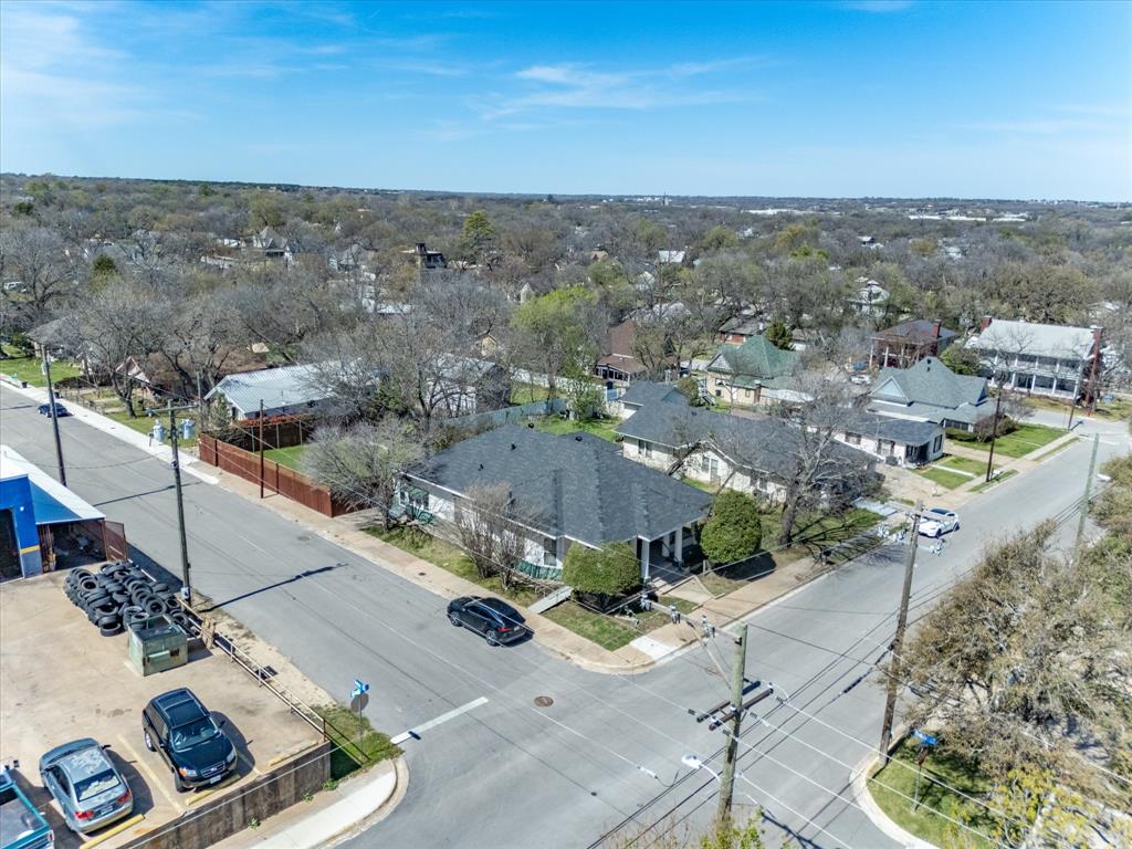 107 N Alamo Street - Photo 5