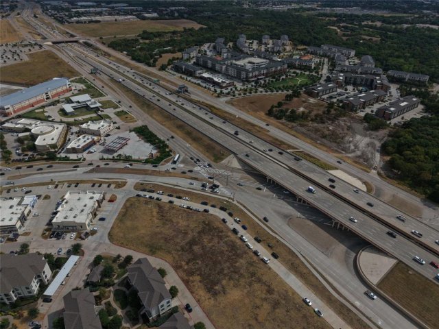 6600 N President George Bush Highway