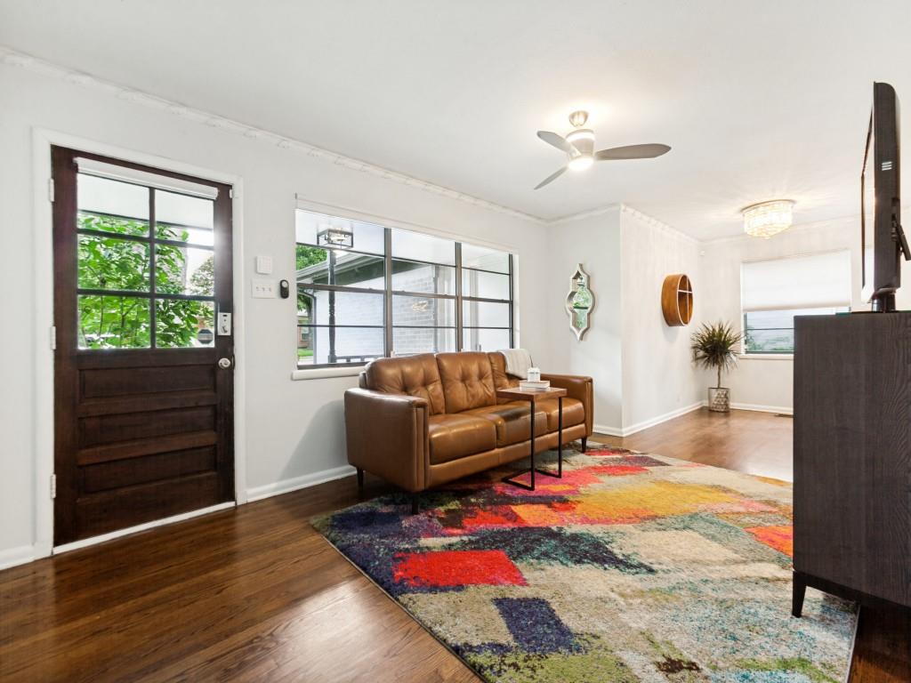 226 Leda Drive - Photo 4