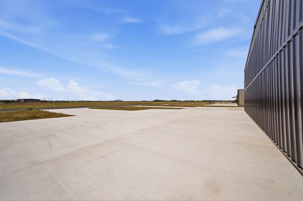 293 Beechcraft Lane - Photo 27