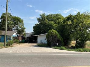 307 E 5th Street - Photo 2