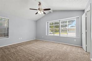 405 Sixpence Lane - Photo 11