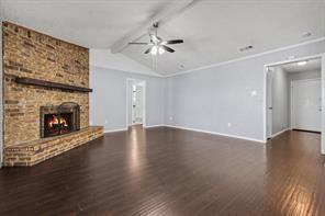 405 Sixpence Lane - Photo 4