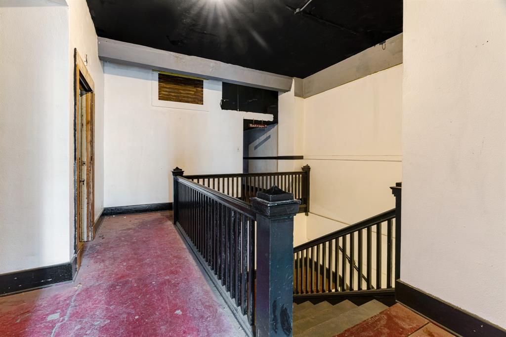 4 N PLAZA - Photo 15