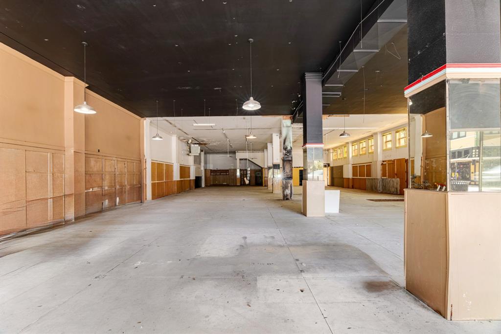 4 N PLAZA - Photo 4