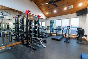 1538 Shoreline Drive Drive - Photo 14