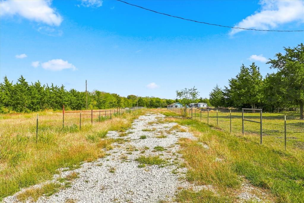 225-227 County Road 3731 - Photo 5