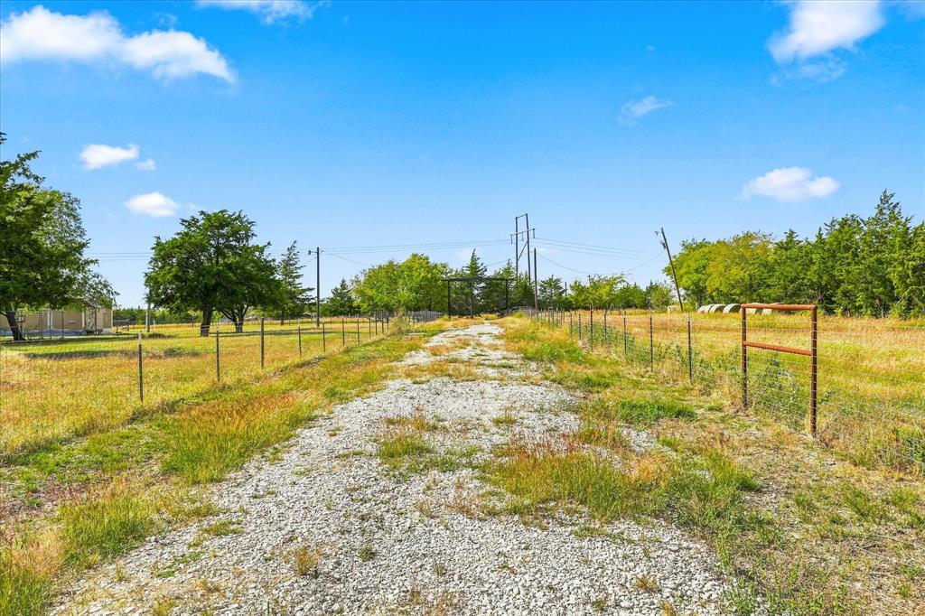225-227 County Road 3731 - Photo 6