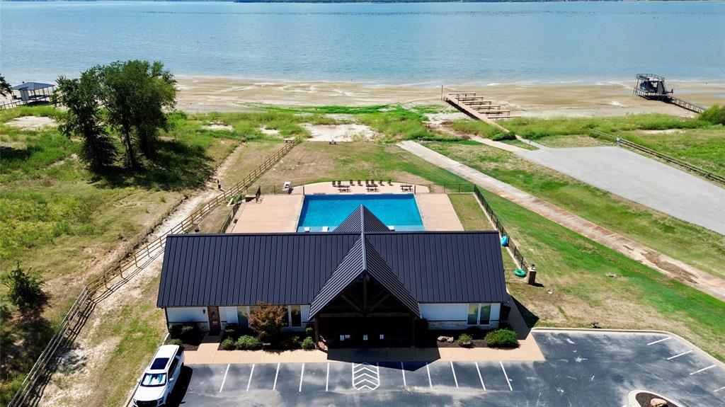 1578 Shoreline Drive - Photo 5