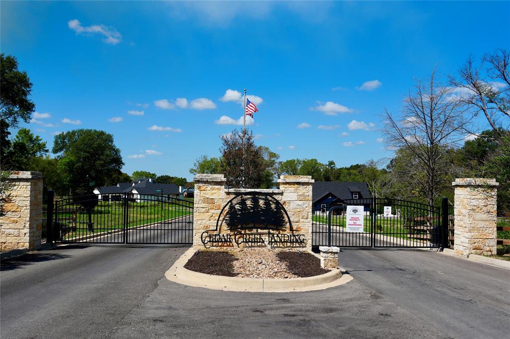 1578 Shoreline Drive - Photo 9