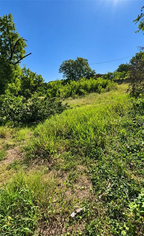 213 E Yucca - Photo 1
