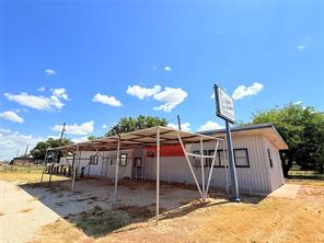 7741 E Hwy 153 - Photo 14