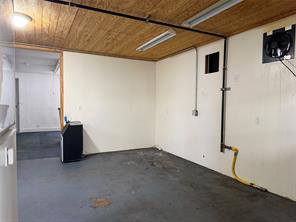 7741 E Hwy 153 - Photo 5