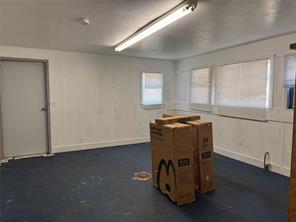 7741 E Hwy 153 - Photo 7
