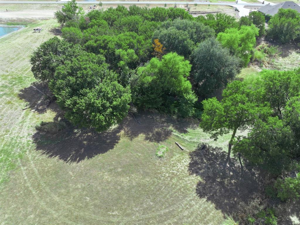 1210 Bentwater Parkway - Photo 4