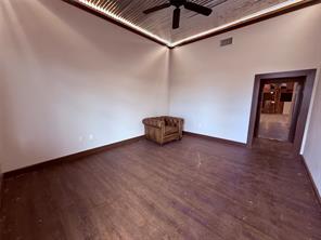 622 W Broadway Street - Photo 11