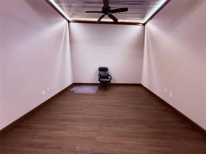 622 W Broadway Street - Photo 14