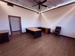 622 W Broadway Street - Photo 16