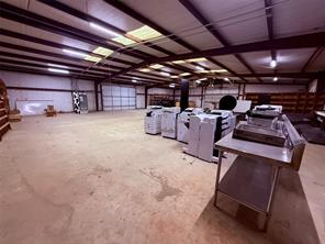 622 W Broadway Street - Photo 32