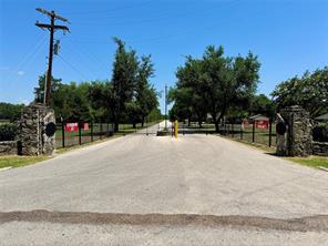 174 Charlya Drive - Photo 4