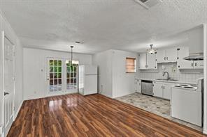 101 S Heartz Road - Photo 6