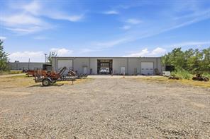 2460 Farm Road 79 - Photo 22